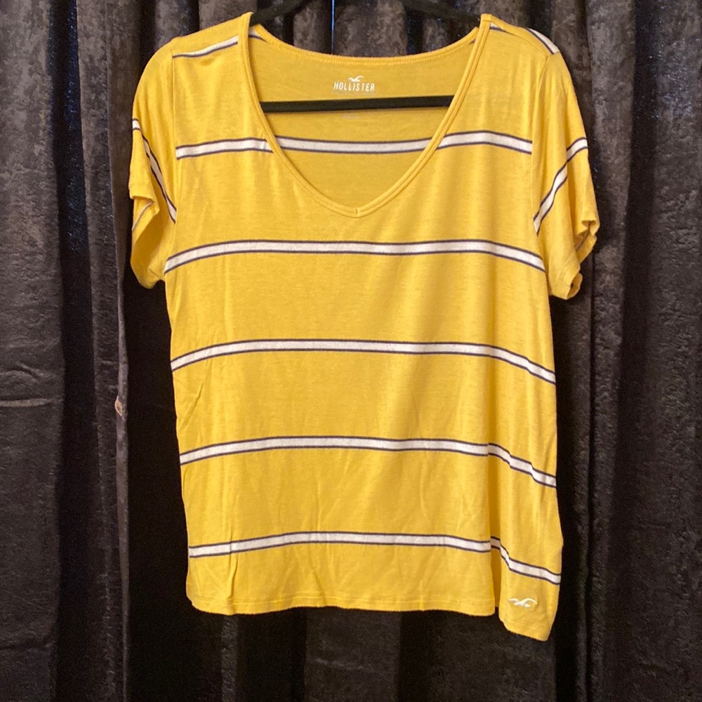 Hollister Shirt, Size Medium